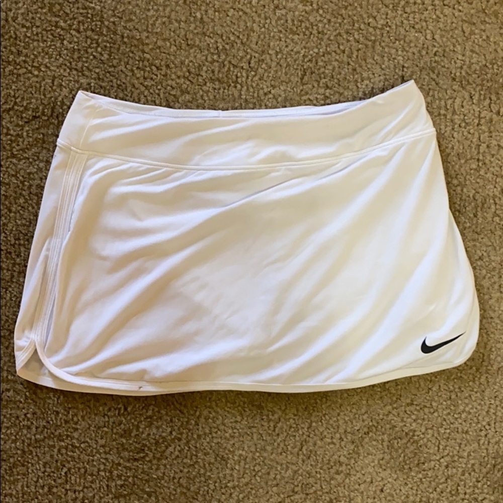 Women’s White Nike Tennis Skirt
